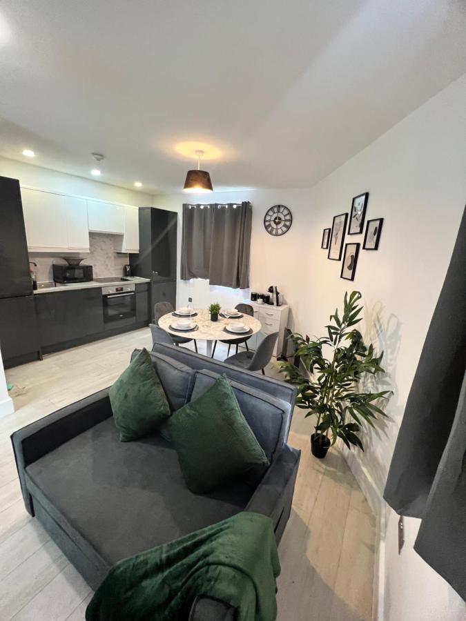 2 Bedroom Flat London Exteriör bild