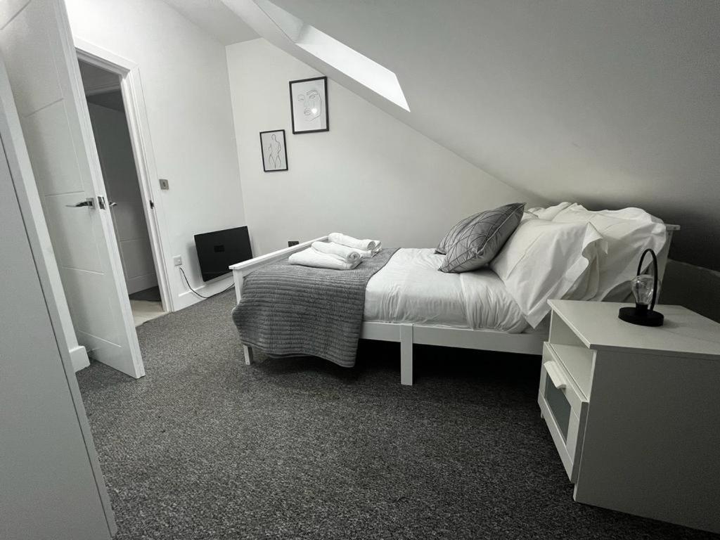 2 Bedroom Flat London Exteriör bild